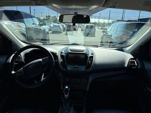 Used 2019 Ford Escape SEL AWD/4WD image 16