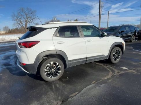 Certified 2023 Chevrolet TrailBlazer LT w/ Convenience Package image 4