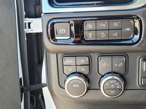 New 2026 GMC Yukon XL Elevation w/ Elevation Premium Package AWD/4WD image 24