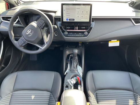 Used 2025 Toyota Corolla XSE image 14