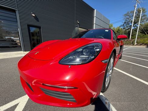 Certified 2018 Porsche 718 Boxster S image 13