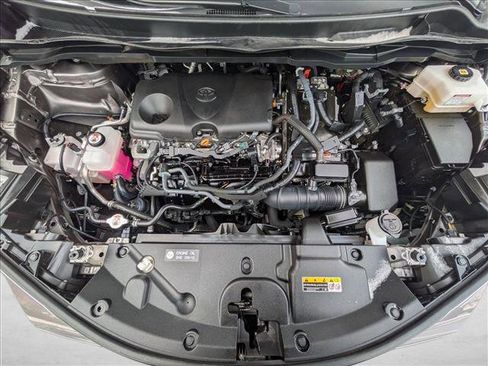 Used 2024 Toyota Sienna XLE image 24