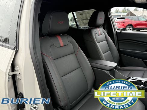 New 2026 Chevrolet Trax RS w/ Driver Confidence Package image 20