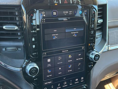 Used 2024 RAM 1500 Limited image 15