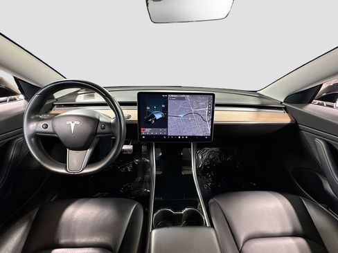 Used 2018 Tesla Model 3 Mid Range image 13