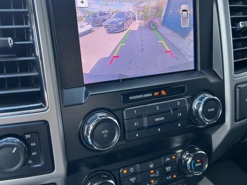 Used 2019 Ford F150 Lariat AWD/4WD image 35