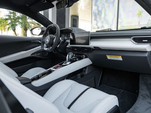 New 2026 Lotus Emira SE image 2