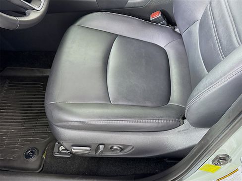 Certified 2022 Toyota RAV4 XLE Premium image 16