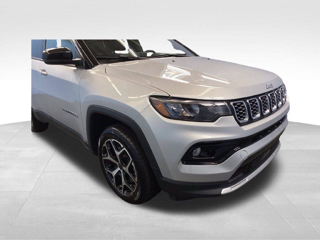 Certified 2025 Jeep Compass Limited AWD/4WD image 47