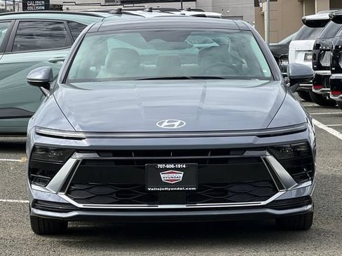 New 2026 Hyundai Sonata SEL FWD image 3
