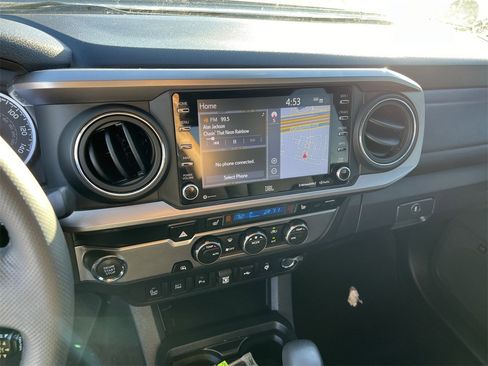 Used 2023 Toyota Tacoma Limited image 10