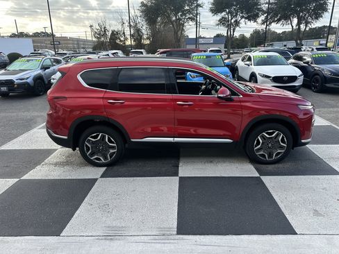 Used 2023 Hyundai Santa Fe Limited image 3