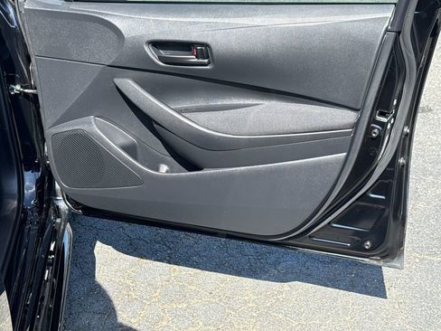 Used 2025 Toyota Corolla LE image 14