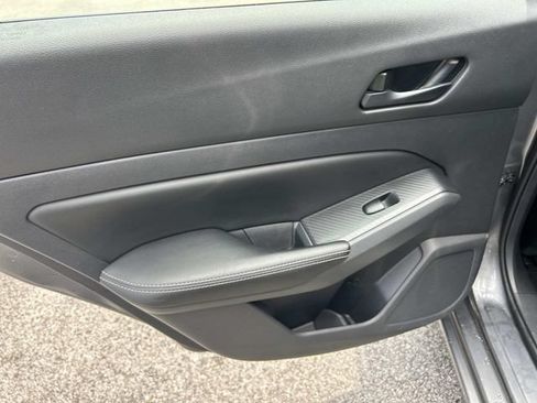 Used 2025 Nissan Altima 2.5 SV FWD image 20