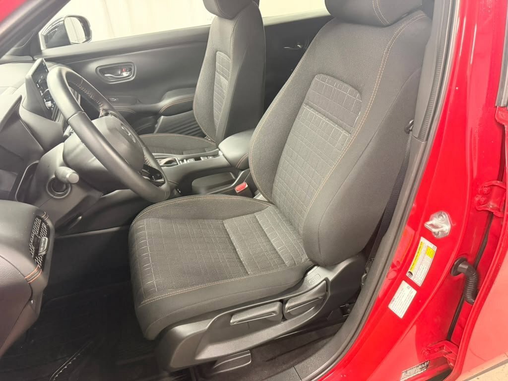 Certified 2026 Honda HR-V Sport image 31