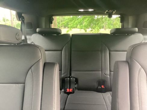 New 2026 Chevrolet Tahoe LT RWD image 17