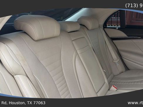 Used 2019 Mercedes-Benz S 560 Sedan image 37