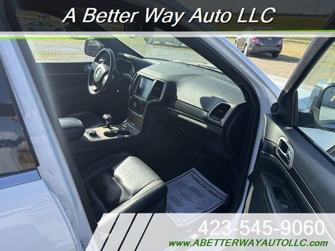 Used 2015 Jeep Grand Cherokee Limited image 6