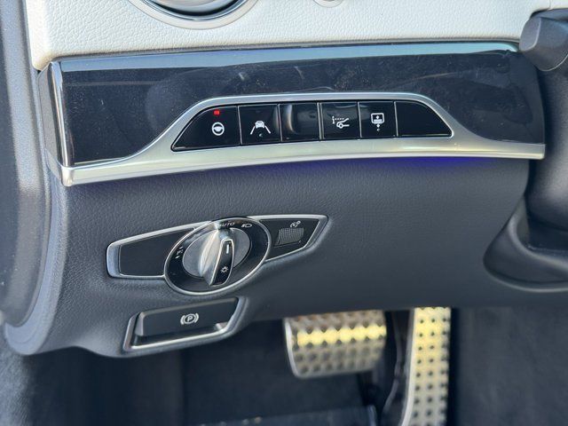 Used 2018 Mercedes-Benz S 560 Sedan image 18