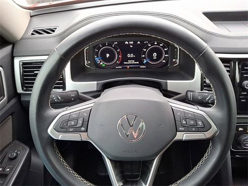 Used 2022 Volkswagen Atlas SE image 21
