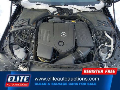 Used 2025 Mercedes-Benz C 300 4MATIC Sedan image 22
