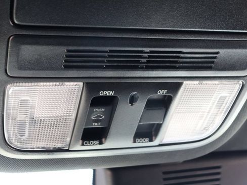 Used 2022 Honda Accord Sport image 26