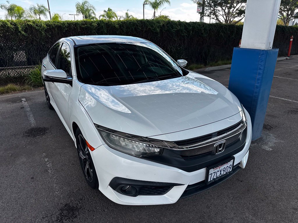 Used 2017 Honda Civic Touring image 8
