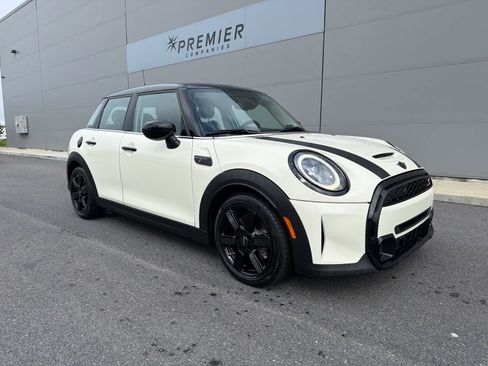 Used 2023 MINI Cooper S w/ Premium Package FWD image 2