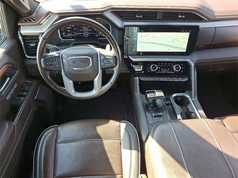 Used 2023 GMC Sierra 1500 Denali w/ Denali Reserve Package image 11
