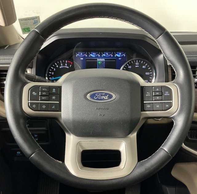 Used 2022 Ford Expedition Limited RWD image 11