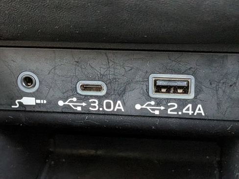 Used 2025 Subaru Legacy Premium AWD/4WD image 25