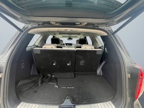 Used 2023 Hyundai Palisade Calligraphy image 16