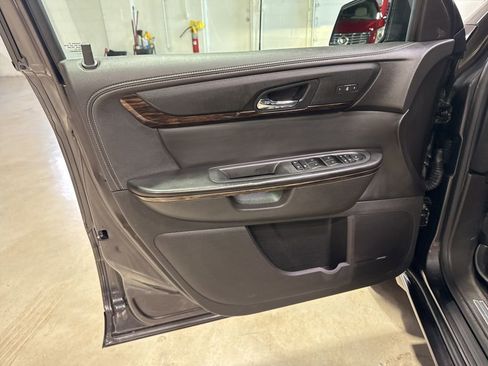 Used 2014 GMC Acadia Denali image 33