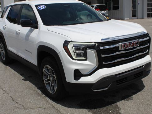 Used 2025 GMC Terrain Elevation AWD/4WD image 1