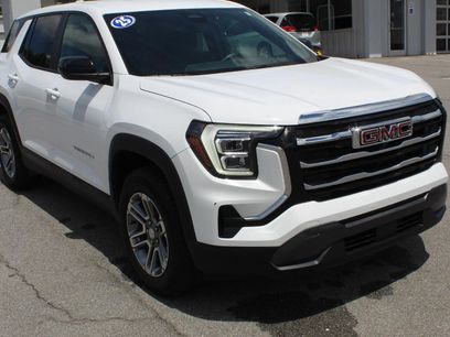 Used 2025 GMC Terrain Elevation