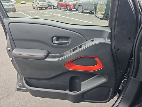 New 2026 Nissan Frontier PRO-4X w/ Pro-4x Convenience Package image 30