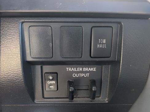 Used 2021 Toyota Tundra SR5 w/ SX Package AWD/4WD image 16