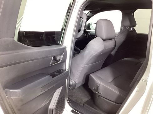 Used 2024 Toyota Tacoma SR5 AWD/4WD image 22