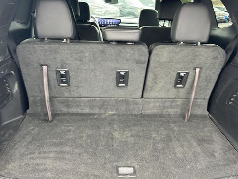 Used 2025 Buick Enclave Preferred image 25