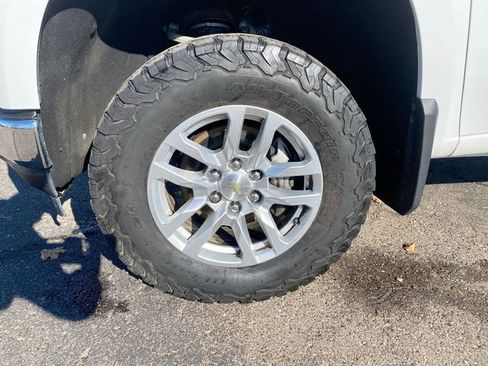 Used 2020 Chevrolet Silverado 1500 LT w/ All-Star Edition image 31