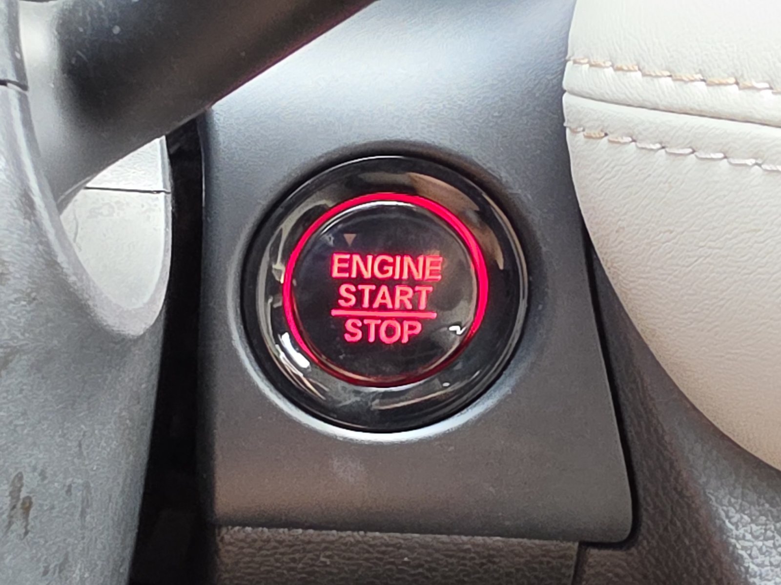 Certified 2025 Honda HR-V LX image 19