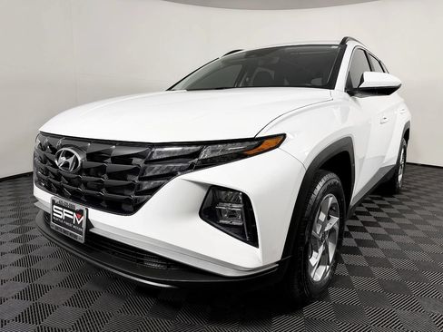Used 2024 Hyundai Tucson SEL AWD/4WD image 3