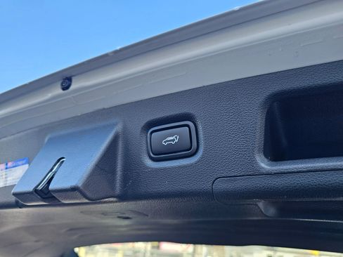 Used 2023 Hyundai Santa Fe SEL w/ Premium Package image 37