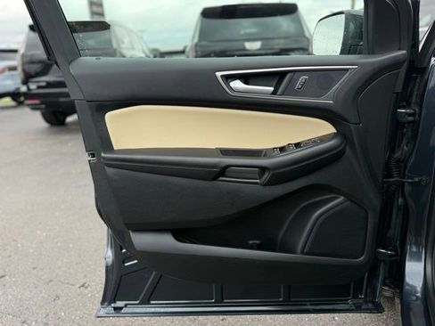 Used 2024 Ford Edge SEL w/ Convenience Package AWD/4WD image 11