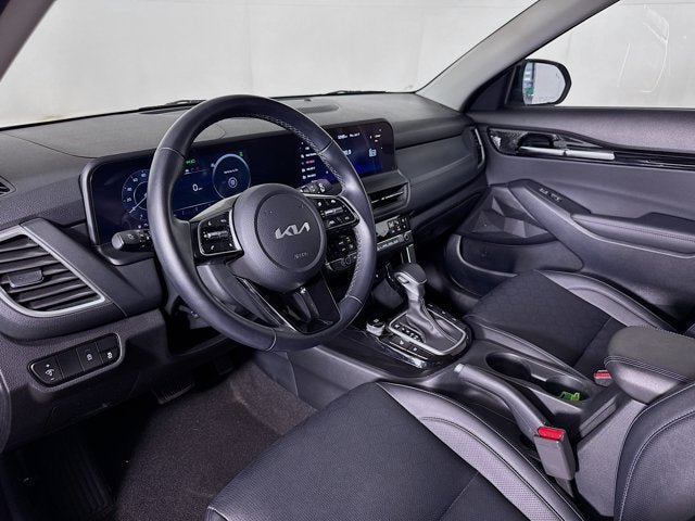 Certified 2024 Kia Seltos EX AWD/4WD image 9
