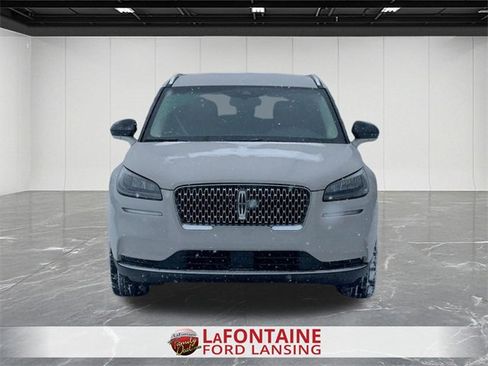 Used 2022 Lincoln Corsair AWD w/ Equipment Group 101A image 8
