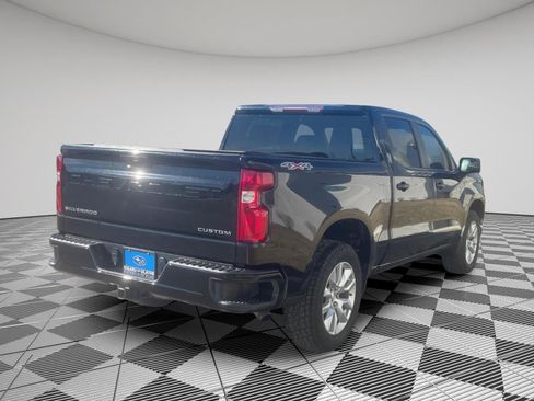 Used 2021 Chevrolet Silverado 1500 Custom w/ Safety Confidence Package image 10