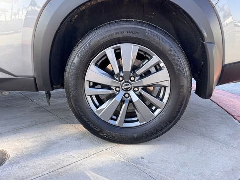 Certified 2024 Nissan Pathfinder S image 10