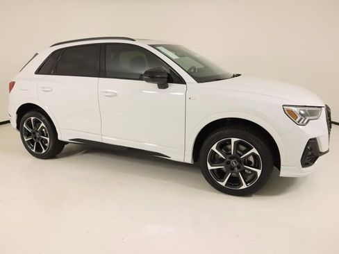 New 2025 Audi Q3 2.0T Premium Plus image 6