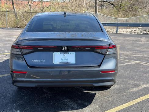 Used 2023 Honda Accord EX image 6